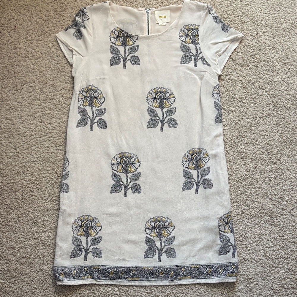 Maeve White Shift Dress with Gray & Yellow Floral Motif - Picture 4 of 14